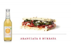 accostamenti-aranciata-burrata combination of Levico Aranciata with a burrata panino